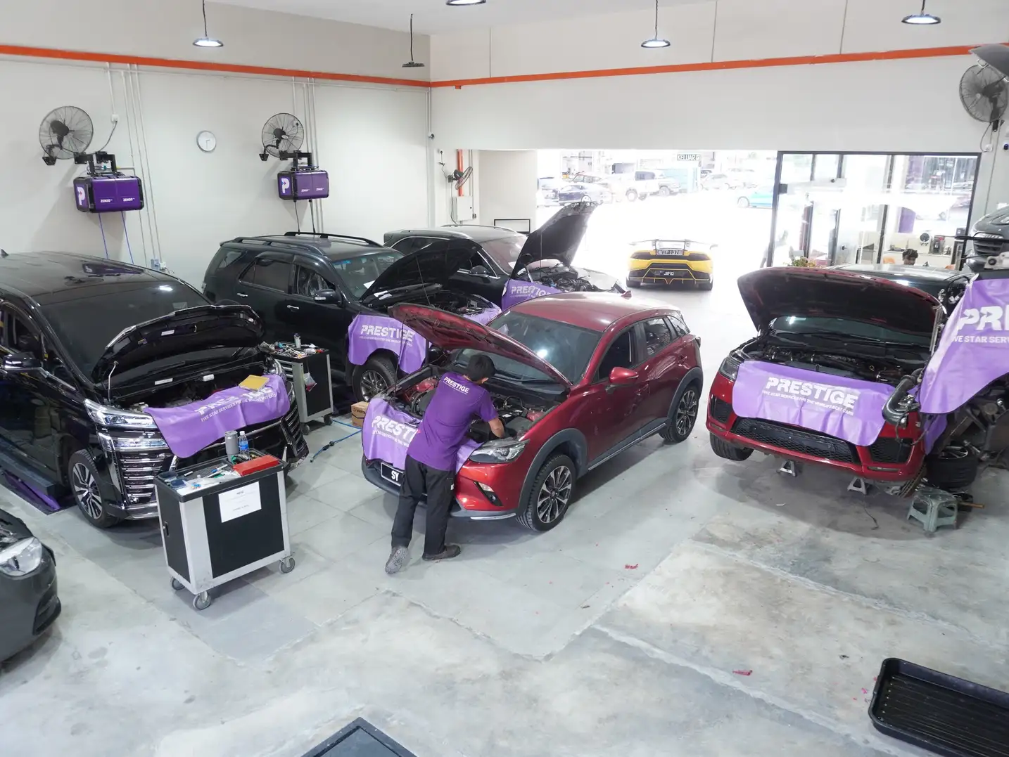 State of the art diagnostic bay